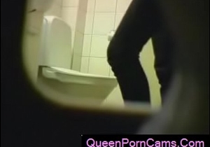 Blonde amateur teen toilet pussy ass hidden spy cam voyeur 3 - QueenPornCams.com